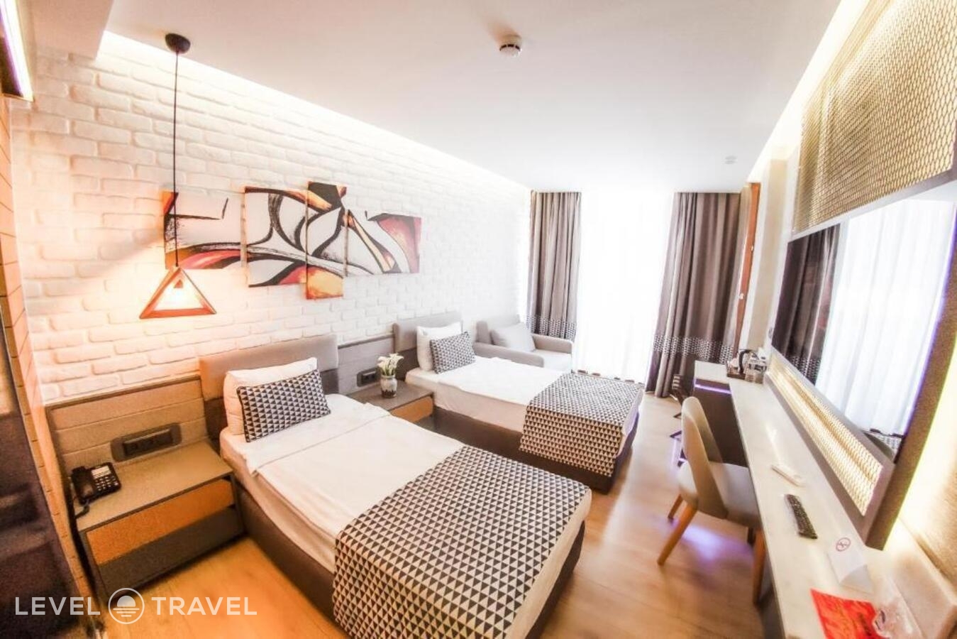фотографии номера Комфорт с балконом (две односпальные кровати) отеля Laren Family Hotel And Spa в Турция(Лара) - фото №2