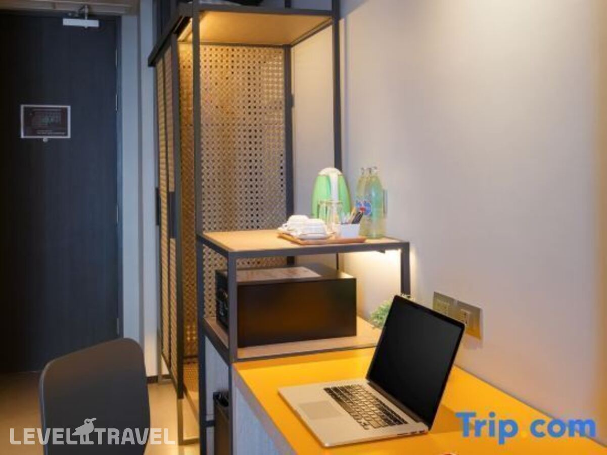 фотографии номера Семейный (двухъярусная кровать) отеля Ibis Styles Bangkok Sukhumvit Phra Khanong в Таиланд(Бангкок) - фото №9