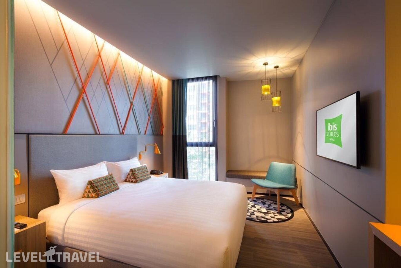 фотографии номера Стандартный с видом на город отеля Ibis Styles Bangkok Sukhumvit Phra Khanong в Таиланд(Бангкок) - фото №3