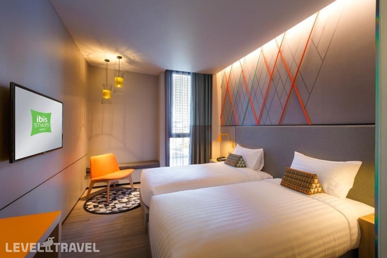 фотографии номера Стандартный с видом на город отеля Ibis Styles Bangkok Sukhumvit Phra Khanong в Таиланд(Бангкок) - фото №4