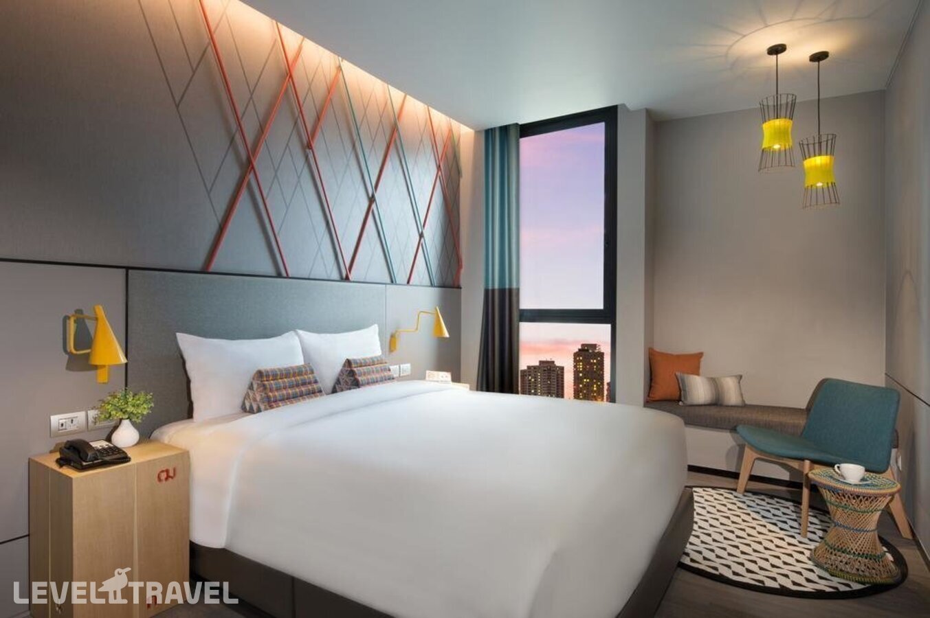 фотографии номера Стандартный с видом на город отеля Ibis Styles Bangkok Sukhumvit Phra Khanong в Таиланд(Бангкок) - фото №5