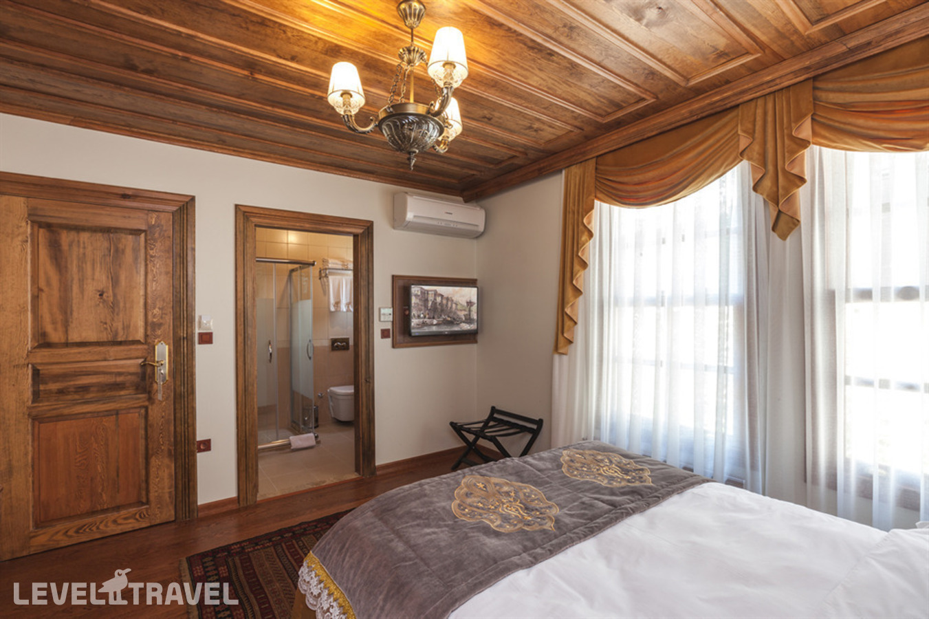 Делюкс (двуспальная кровать) — фото 2