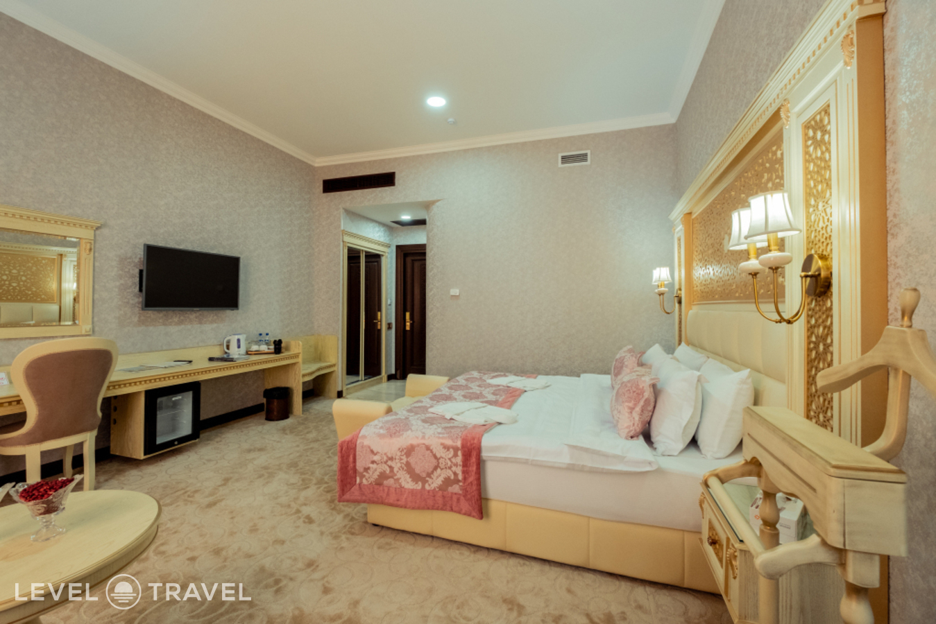 фотографии номера Полулюкс с видом на город отеля Dilimah Hotel в Узбекистан(Самарканд) - фото №5