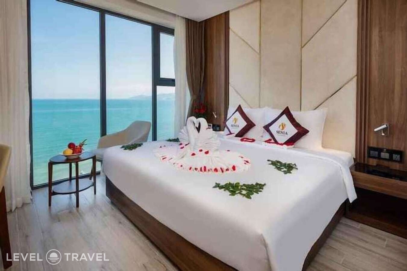 фотографии номера Делюкс с видом на океан отеля Senia Hotel в Вьетнам(Нячанг) - фото №8