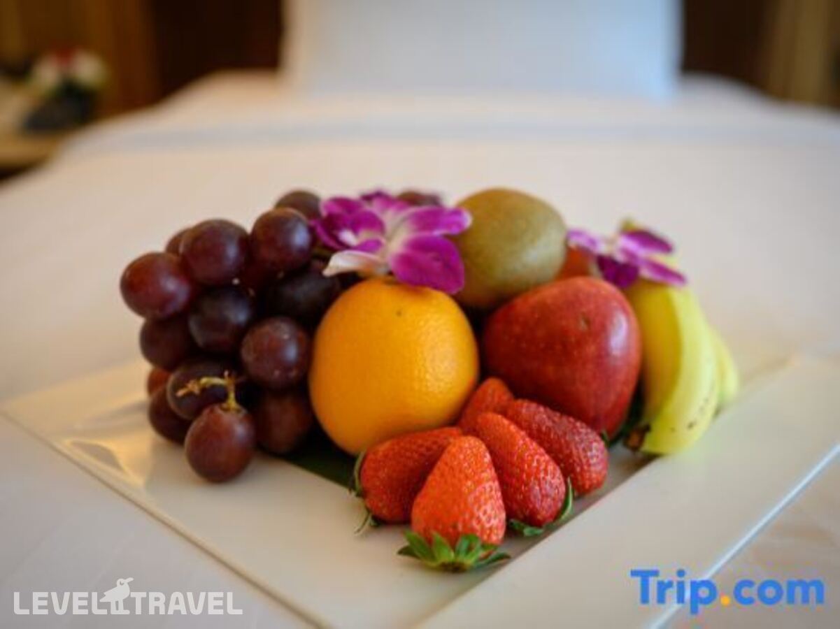 фотографии номера Трехместный делюкс отеля Le Bali Resort & Spa в Таиланд(Наклуа) - фото №5