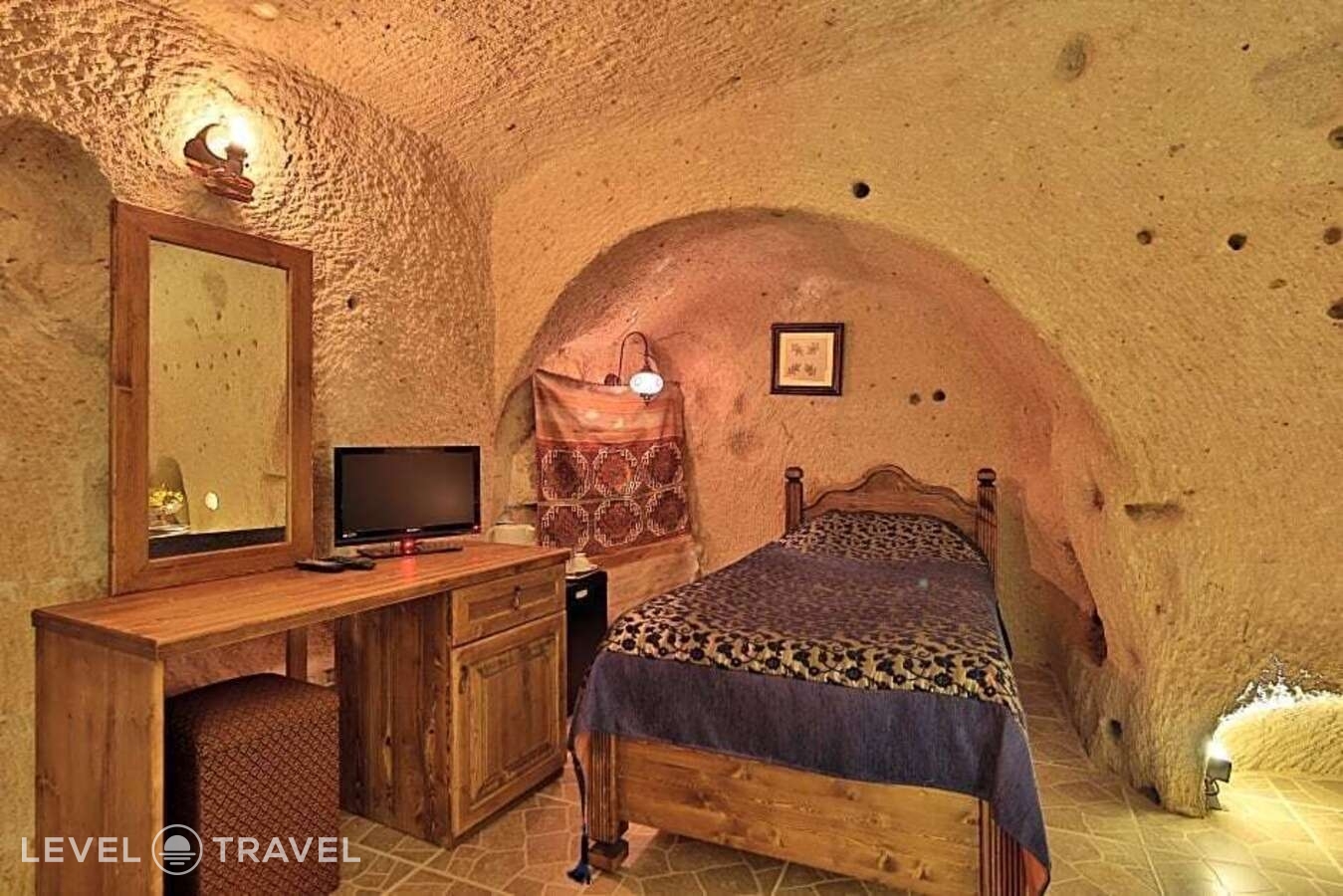 фотографии номера Улучшенный семейный отеля Turkish Cave House в Турция(Ортахисар) - фото №15