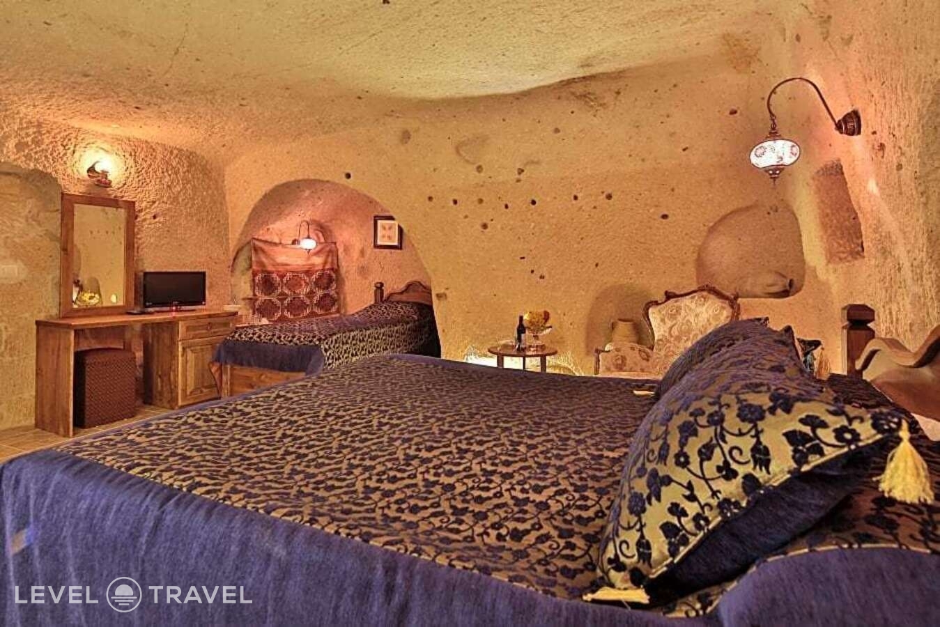 фотографии номера Улучшенный семейный отеля Turkish Cave House в Турция(Ортахисар) - фото №10