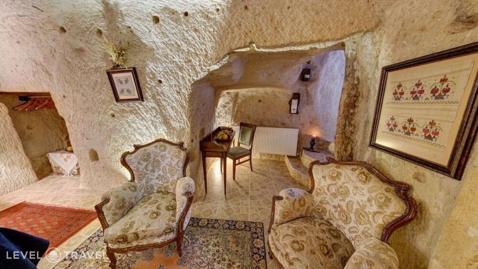 фотографии номера Улучшенный семейный отеля Turkish Cave House в Турция(Ортахисар) - фото №17
