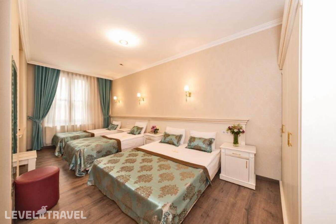 фотографии номера Трехместный с видом на город отеля Valide Hotel в Турция(Шишли) - фото №10