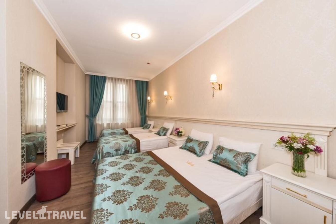 фотографии номера Трехместный с видом на город отеля Valide Hotel в Турция(Шишли) - фото №6