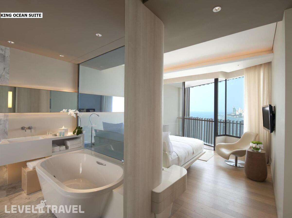 фотографии номера Люкс King с видом на море отеля Hilton Pattaya в Таиланд(Центральная Паттайя) - фото №4