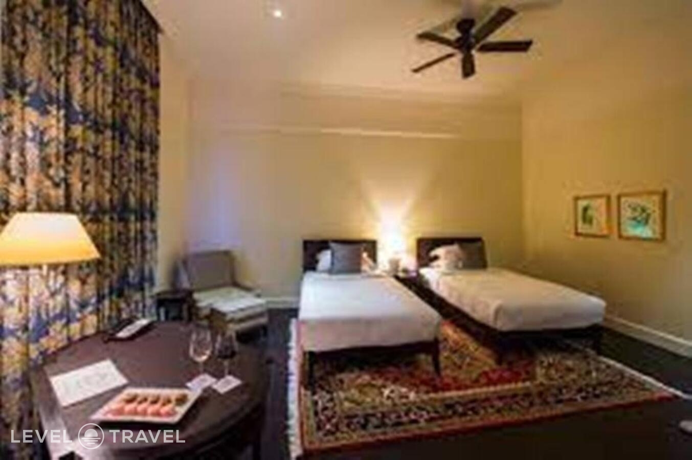 фотографии номера Стандартный номер отеля Galle Face Hotel в Шри-Ланка(Коломбо) - фото №21