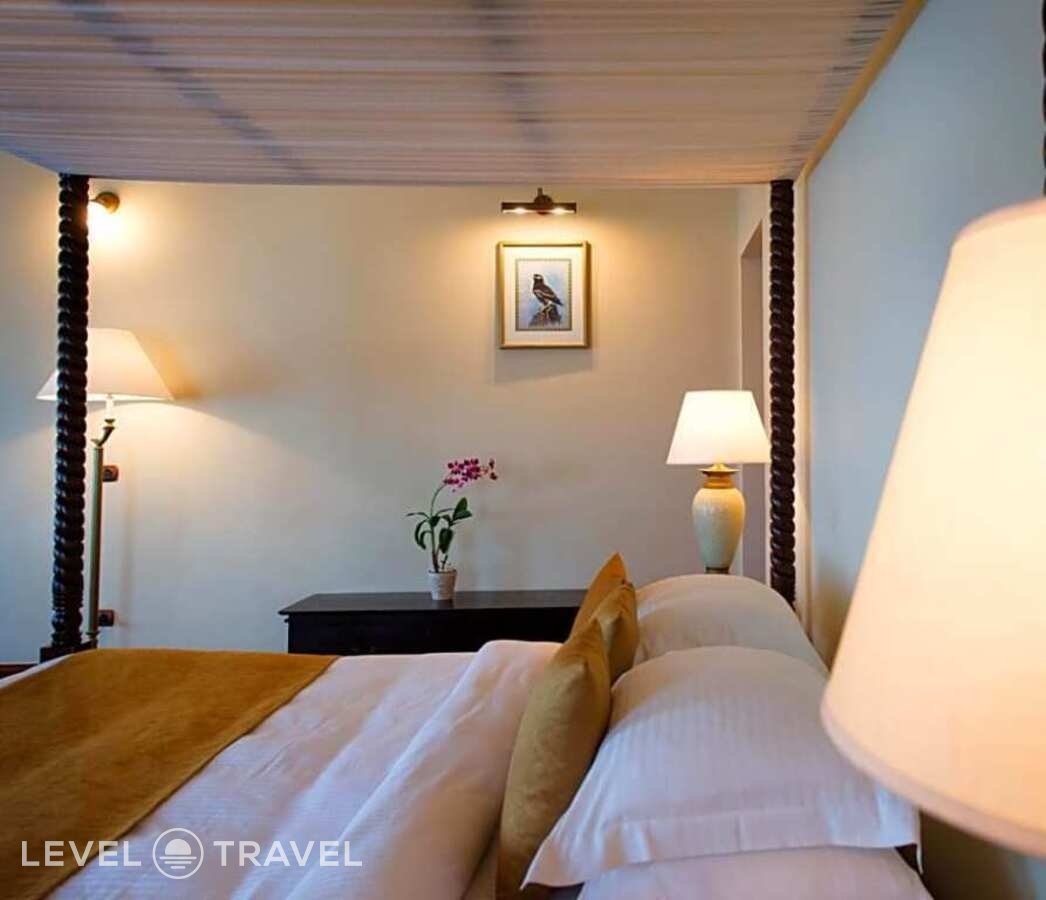 фотографии номера Полулюкс с видом на море отеля Galle Face Hotel в Шри-Ланка(Коломбо) - фото №48