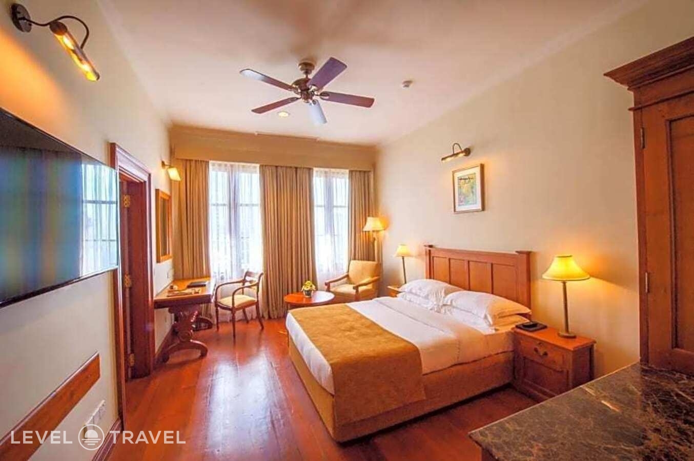 фотографии номера Полулюкс с видом на море отеля Galle Face Hotel в Шри-Ланка(Коломбо) - фото №50