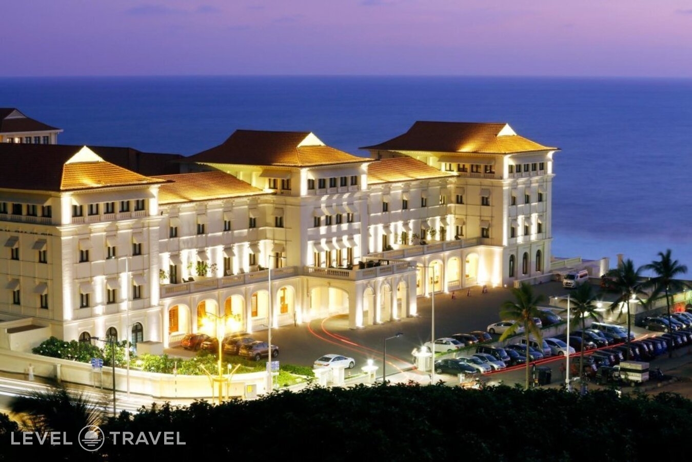 фотографии номера Полулюкс с балконом с видом на море отеля Galle Face Hotel в Шри-Ланка(Коломбо) - фото №39