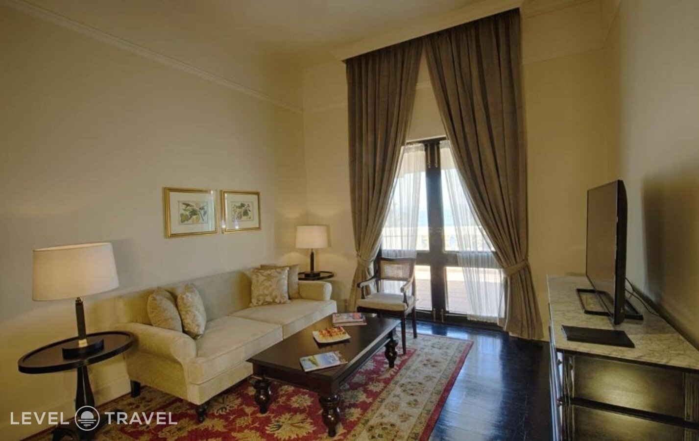 фотографии номера Люкс королевский отеля Galle Face Hotel в Шри-Ланка(Коломбо) - фото №31