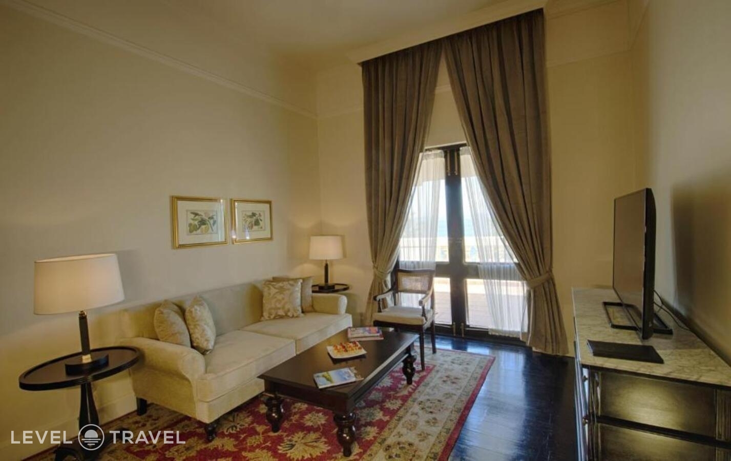 фотографии номера Люкс королевский отеля Galle Face Hotel в Шри-Ланка(Коломбо) - фото №39