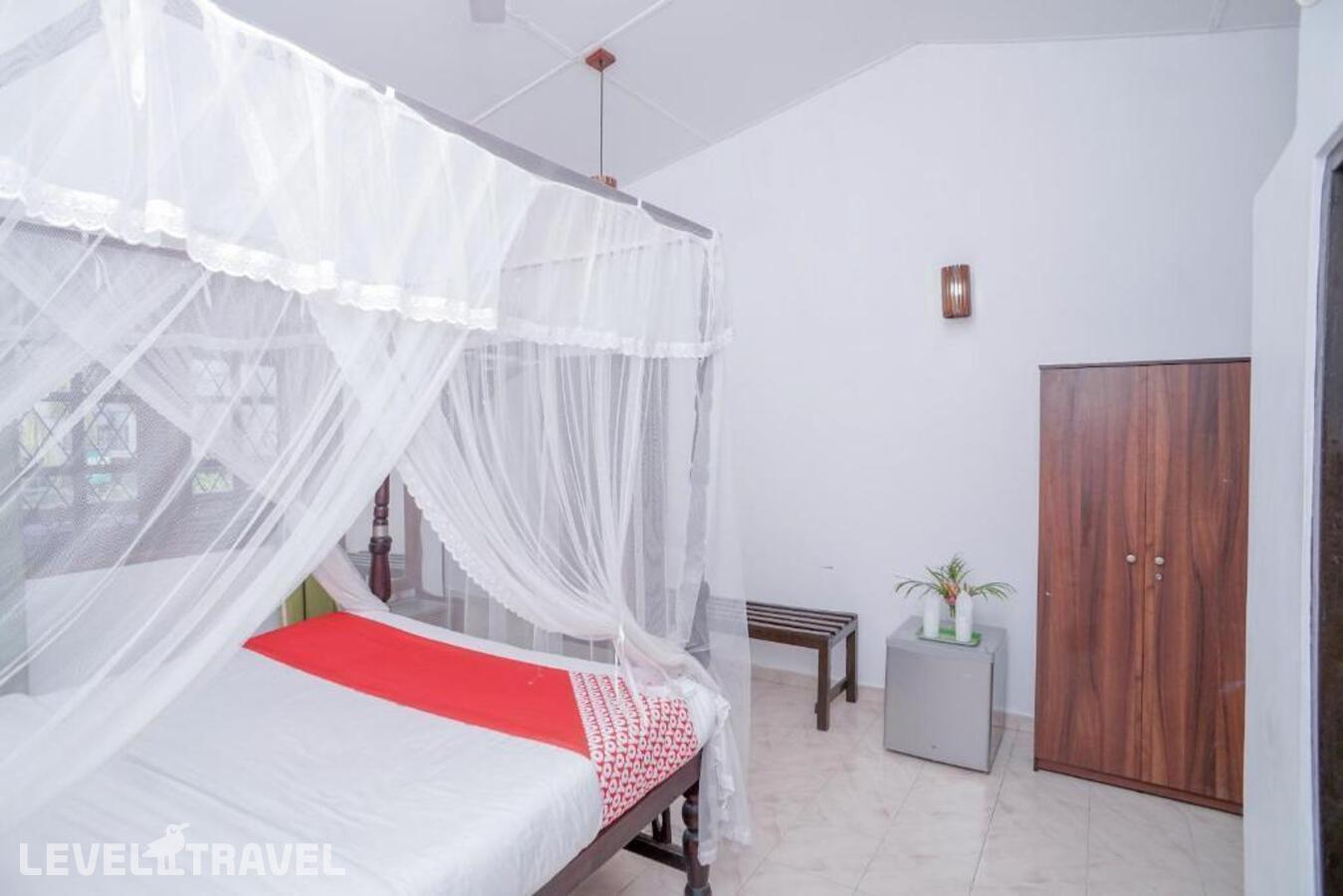 фотографии номера Стандартный номер отеля Sea View Beach Resort в Шри-Ланка(Галле) - фото №3