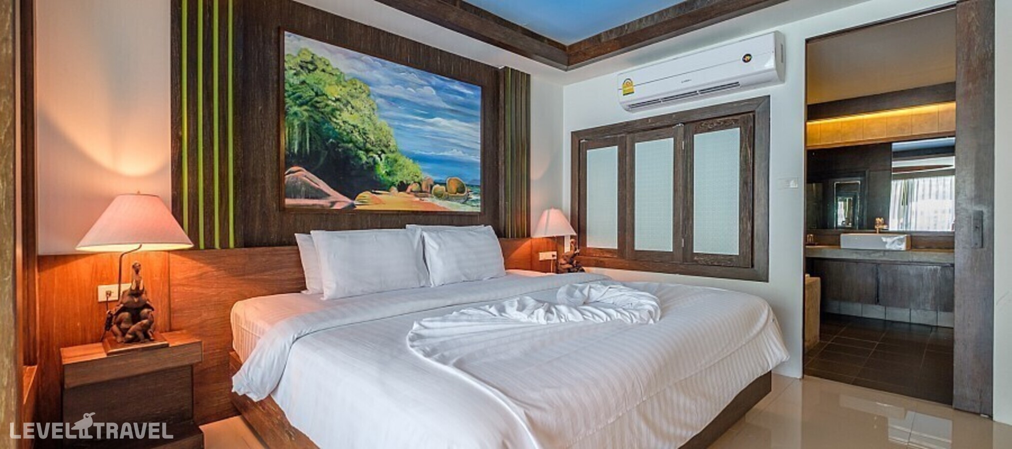 фотографии номера Делюкс Гранд с выходом к бассейну отеля Naina Resort & Spa в Таиланд(Патонг Бич) - фото №5