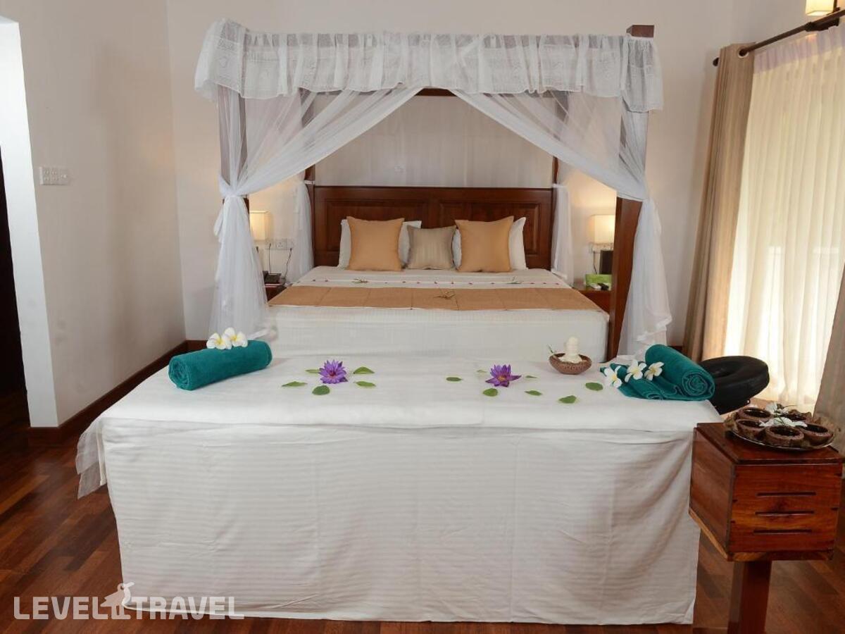 фотографии номера Люкс роскошный с видом на сад отеля Siddhalepa Ayurveda Health Resort в Шри-Ланка(Ваддува) - фото №15