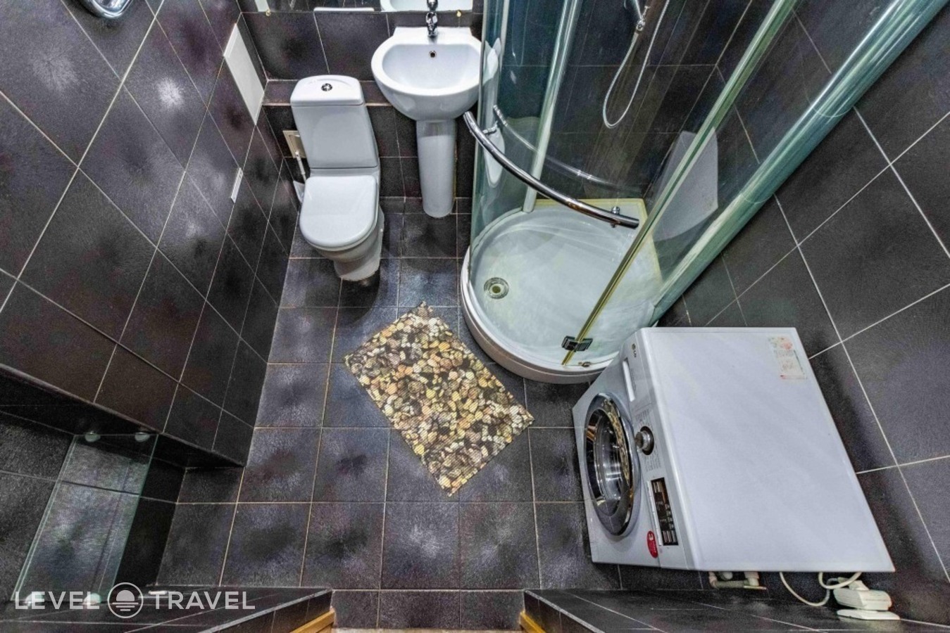 фотографии номера Апартаменты с балконом отеля Апартаменты Мегаполис DreamHouse Щорса 39 в Россия(Екатеринбург) - фото №9