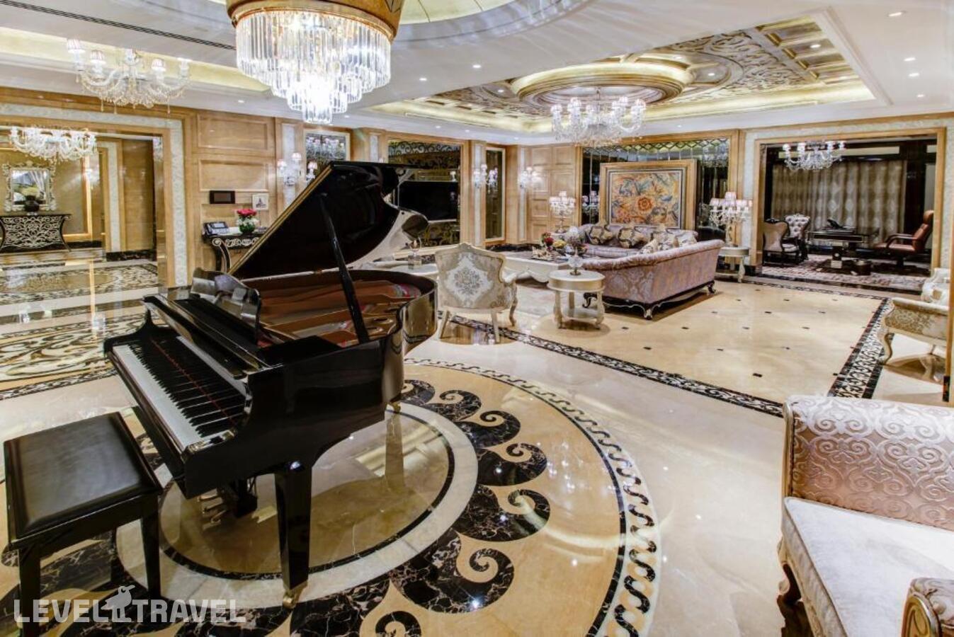 фотографии номера Люкс королевский отеля Narcissus Riyadh Hotel & Spa в Саудовская Аравия(Эр-Рияд) - фото №6