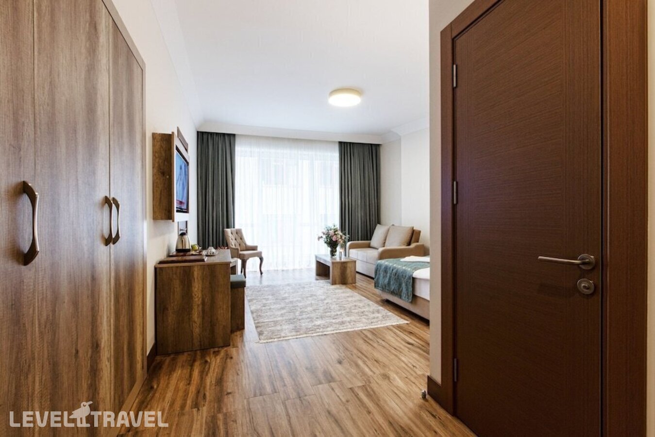 фотографии номера Трехместный с видом на город отеля Mari Suites Hotel в Турция(Кягытхане) - фото №11