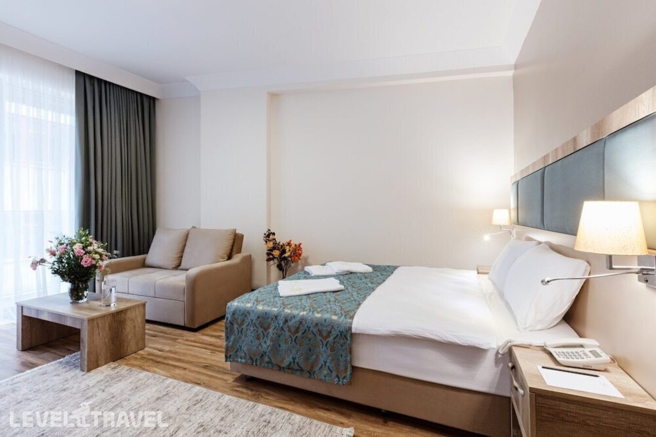фотографии номера Трехместный с видом на город отеля Mari Suites Hotel в Турция(Кягытхане) - фото №13