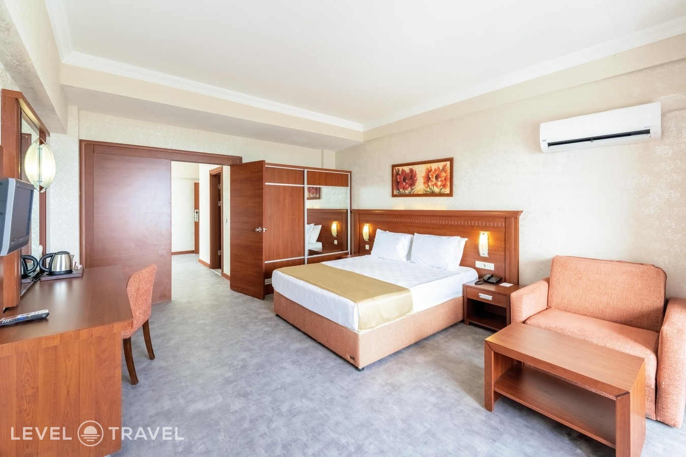 фотографии номера Полулюкс с видом на окрестности отеля Casa Fora Beach Resort (Ex. Laphetos Beach Resort & Spa) в Турция(Кызылот) - фото №4
