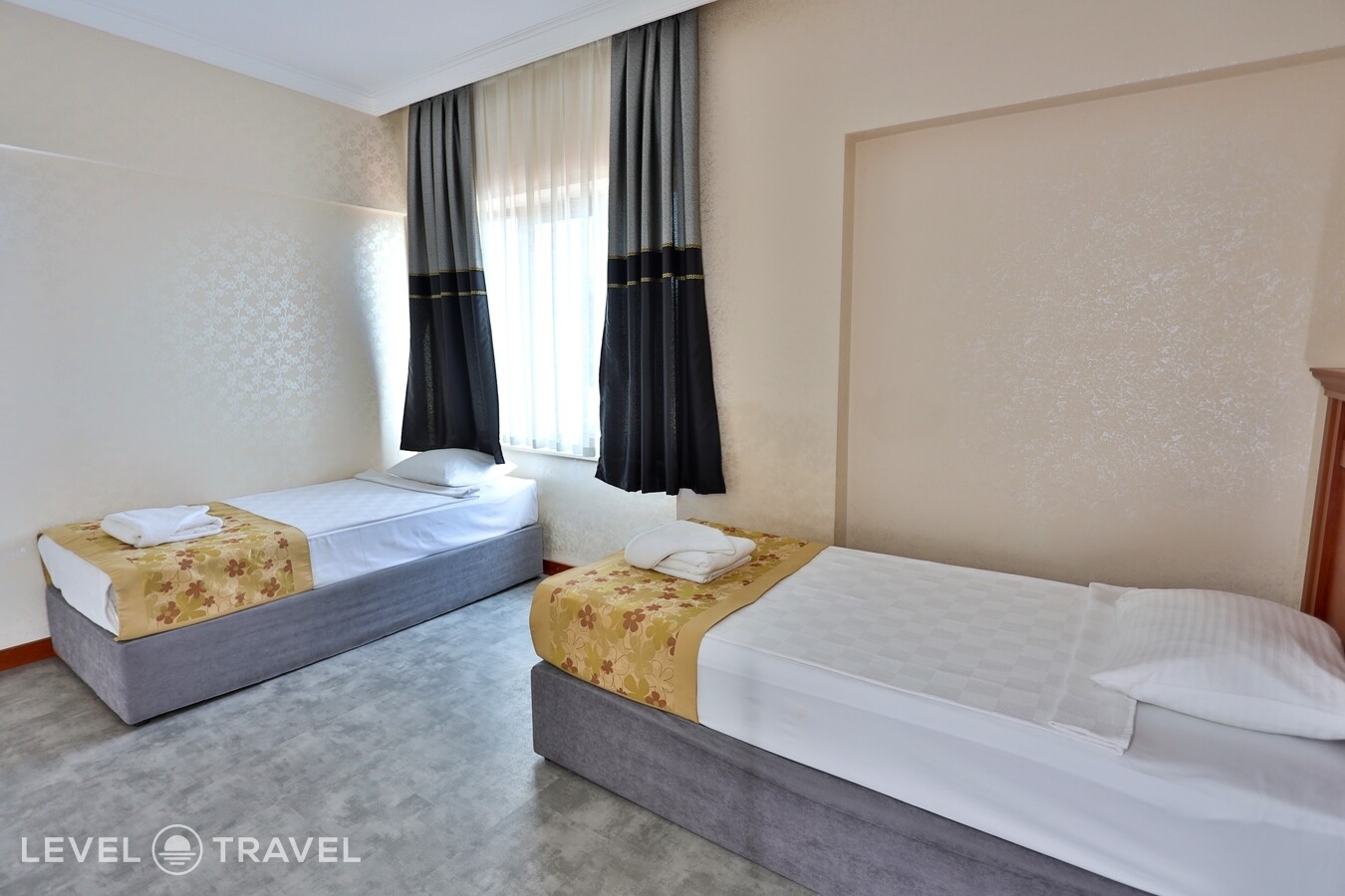 фотографии номера Полулюкс с видом на окрестности отеля Casa Fora Beach Resort (Ex. Laphetos Beach Resort & Spa) в Турция(Кызылот) - фото №3