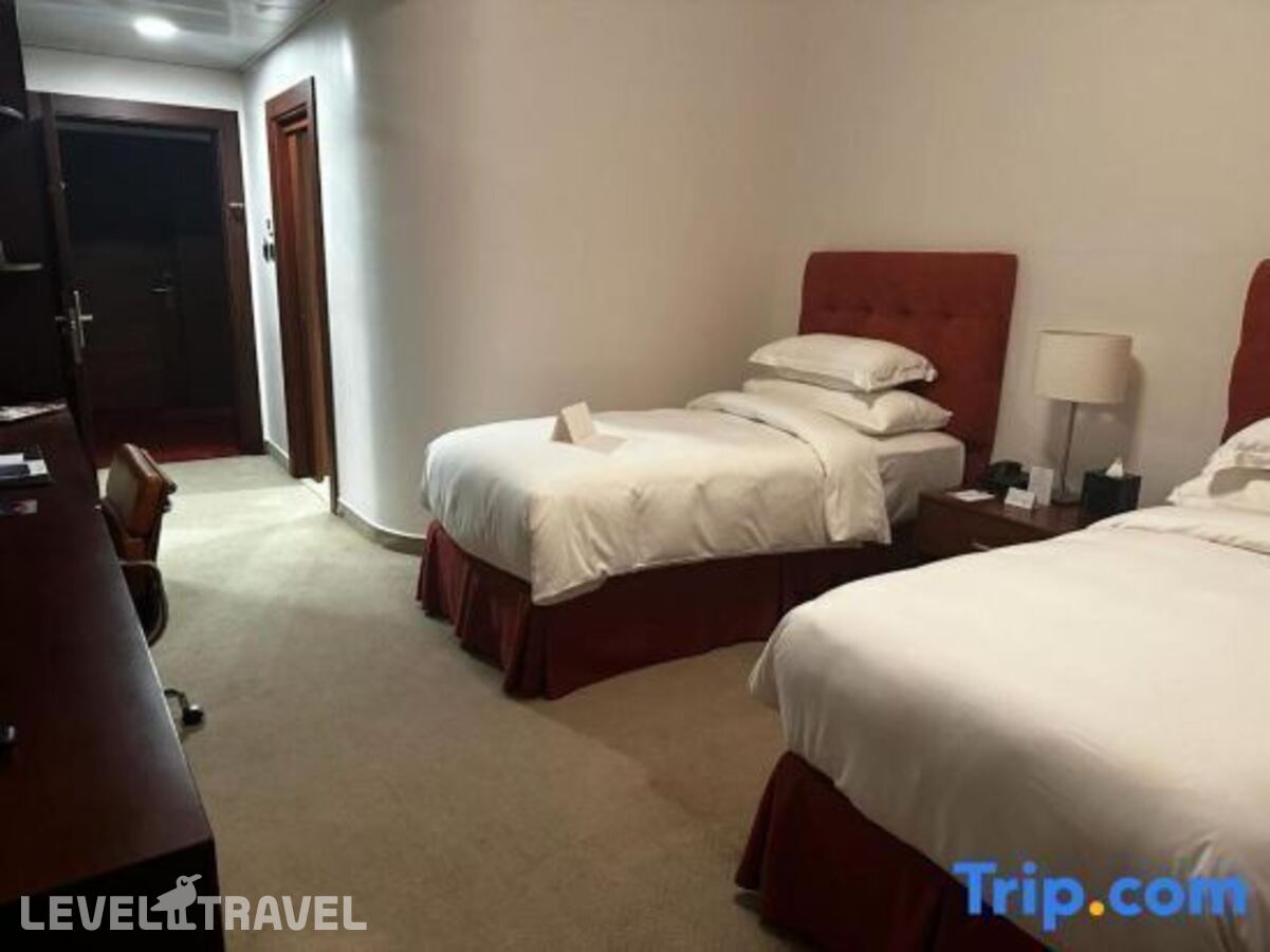 фотографии номера Семейный номер отеля Alreem Hotel в Саудовская Аравия(Эль-Джубайль) - фото №3