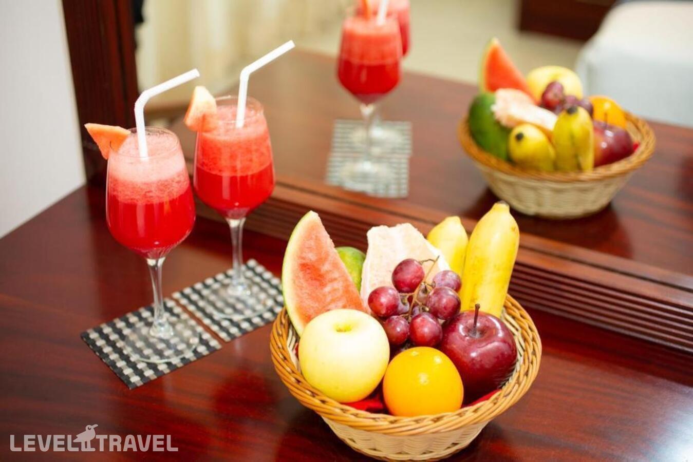 фотографии номера Делюкс с балконом отеля Hotel Yo в Шри-Ланка(Канди) - фото №53