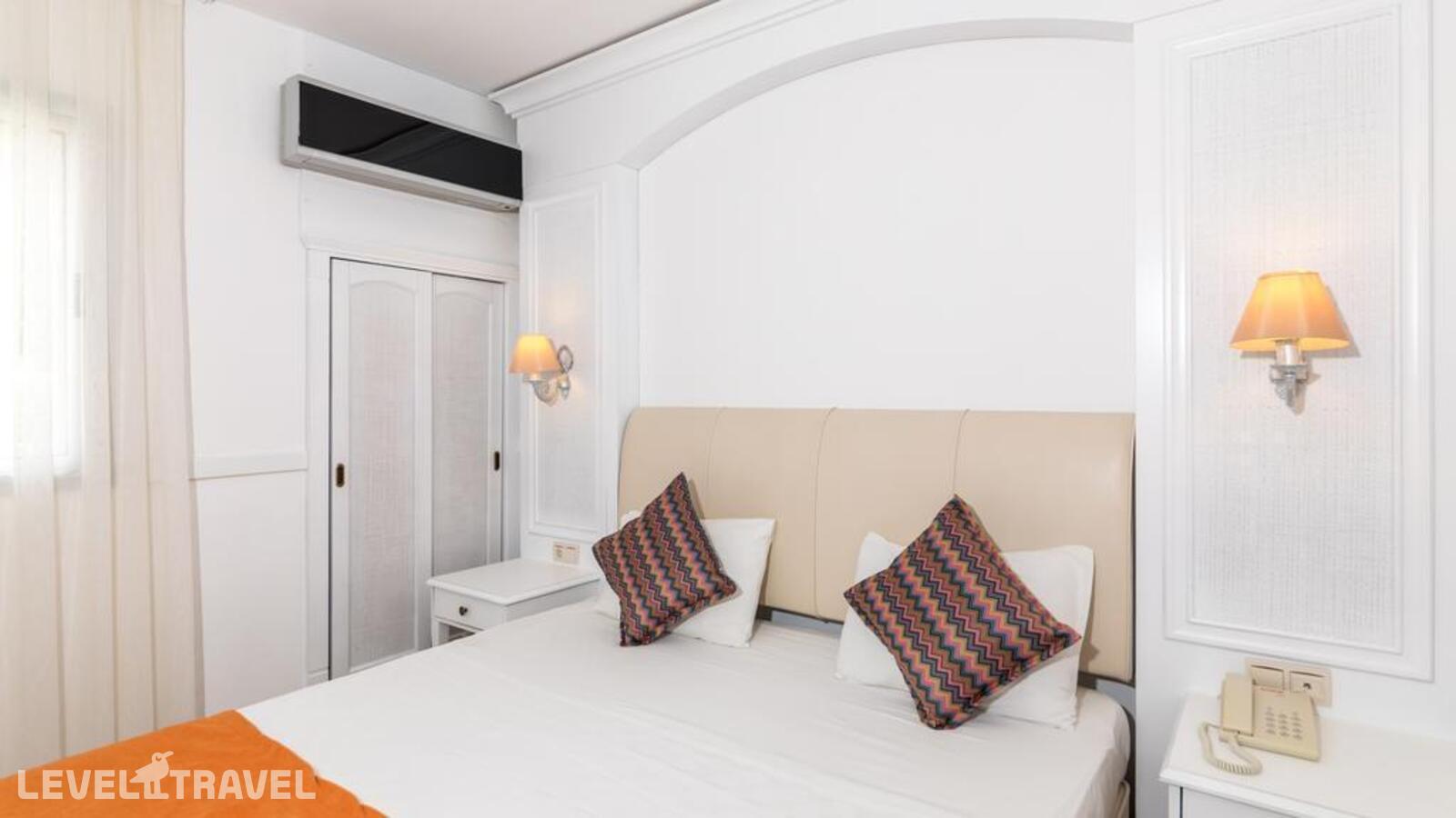 фотографии номера Стандартный номер отеля Suneoclub Mersoy Bellavista Hotel в Турция(Ичмелер) - фото №1