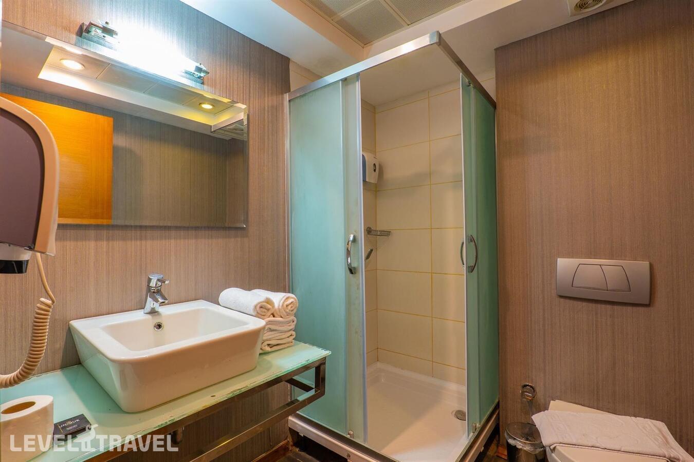 фотографии номера Стандартный с видом на море отеля Karya Family Resort Hotel (Ex.Paradise Resort Ozdere) в Турция(Мендерес) - фото №2