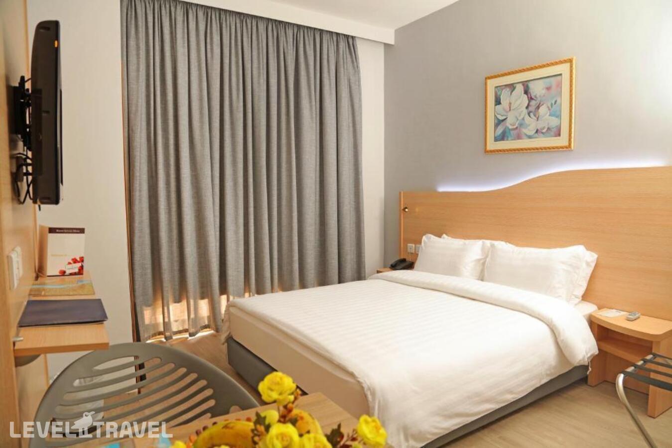 фотографии номера Стандартный номер отеля Golden Tulip Aqaba в Иордания(Акаба) - фото №1