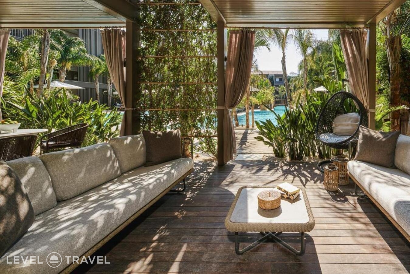 фотографии номера Люкс с террасой в саду (2 спальни) отеля Biblos Resort Alacati в Турция(Чешме) - фото №9