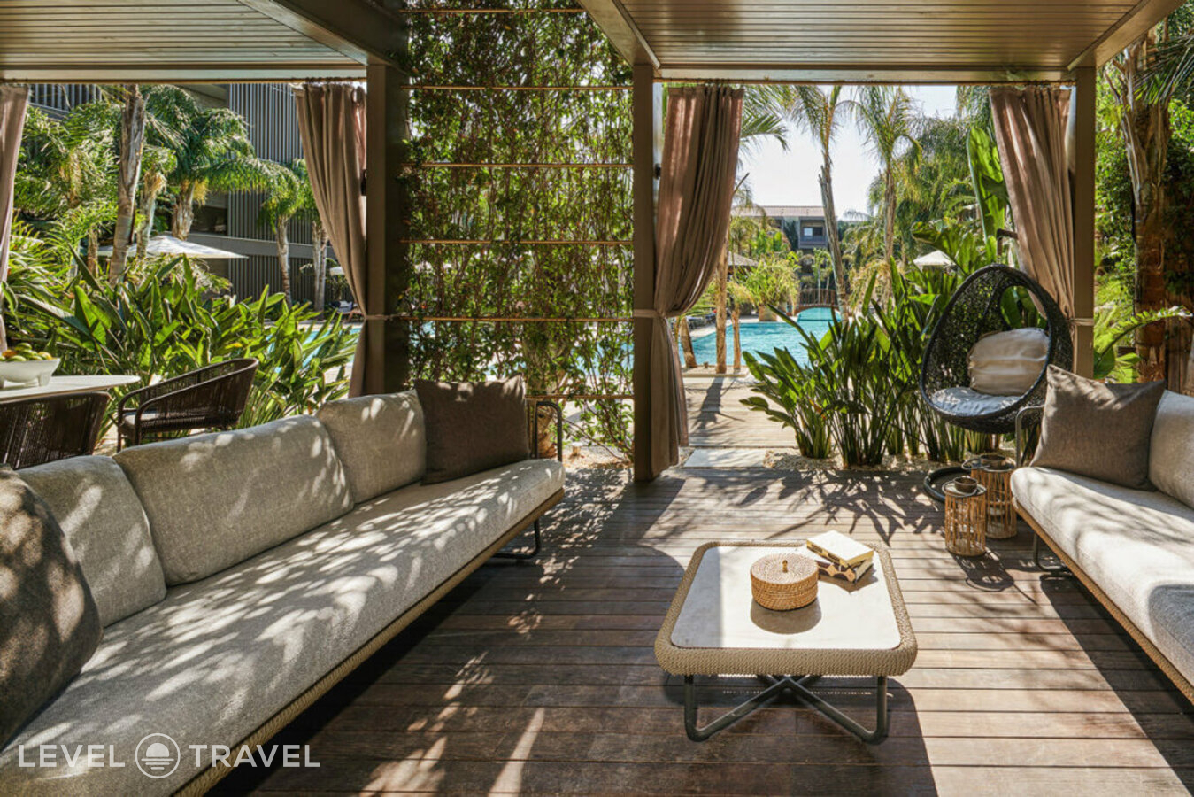фотографии номера Люкс с террасой в саду (2 спальни) отеля Biblos Resort Alacati в Турция(Чешме) - фото №24