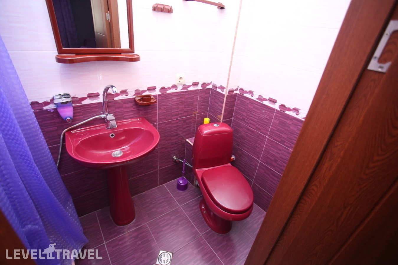 фотографии номера Стандартный (две односпальные кровати) отеля Aparthotel Otin в Грузия(Тбилиси) - фото №5