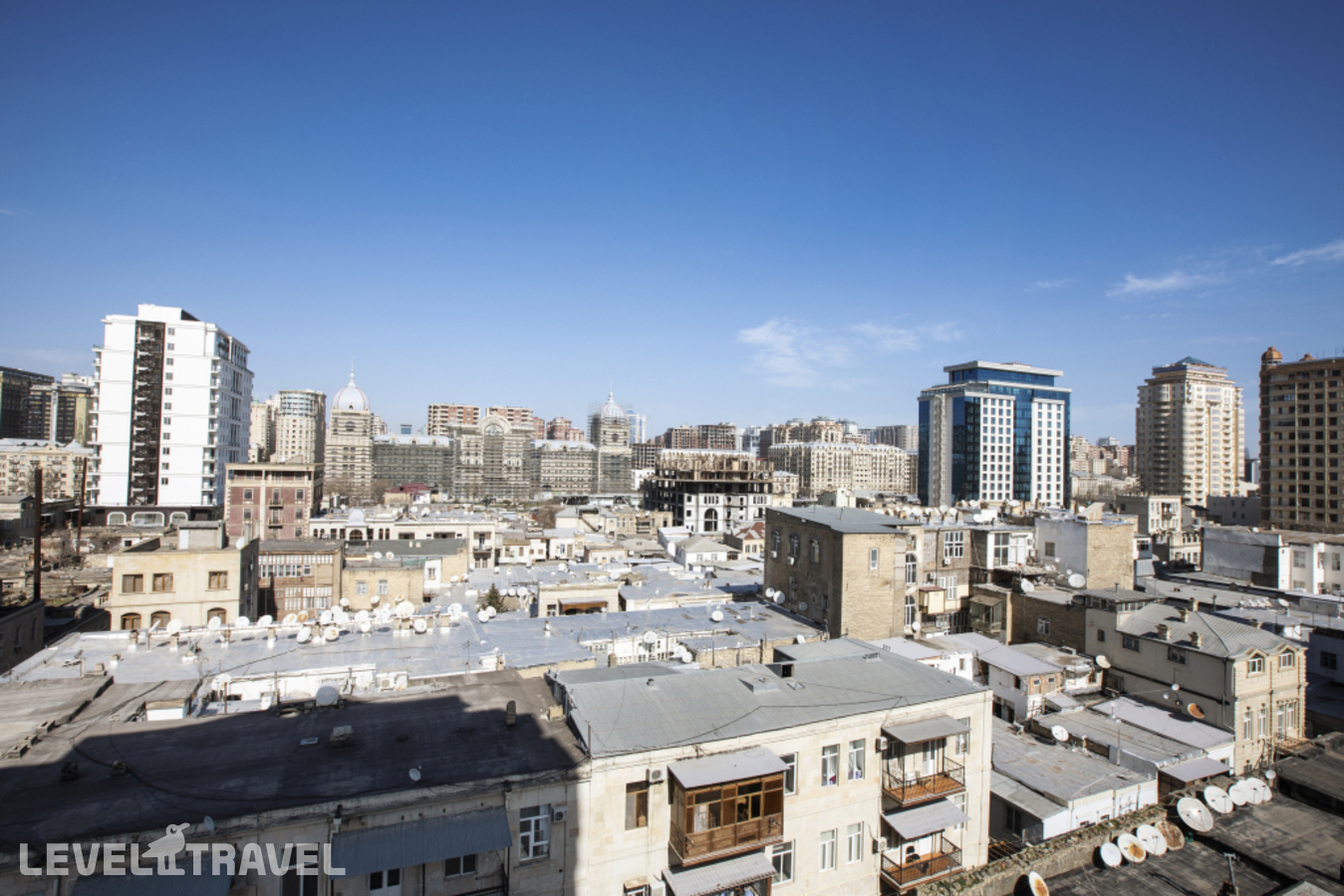 фотографии номера Люкс с видом на море отеля Апарт-Отель Leyla Apartmens 1 в Азербайджан(Баку) - фото №32