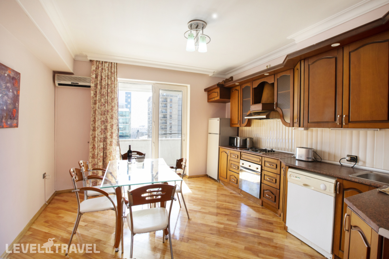 фотографии номера Люкс с видом на море отеля Апарт-Отель Leyla Apartmens 1 в Азербайджан(Баку) - фото №37