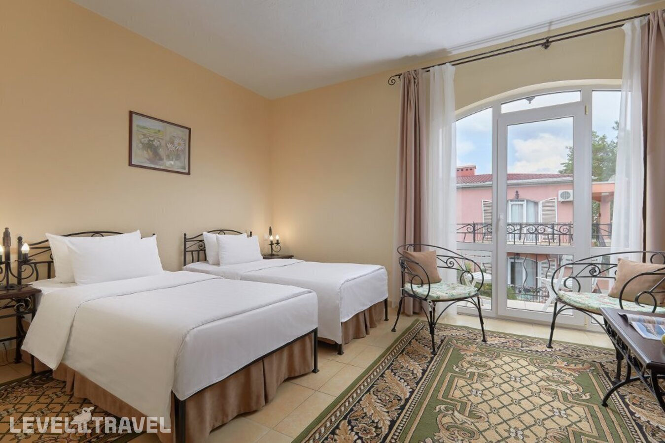 фотографии номера Улучшенный номер отеля Alean Family Riviera (Алеан Фэмили Ривьера) в Россия(Анапа-центр) - фото №33