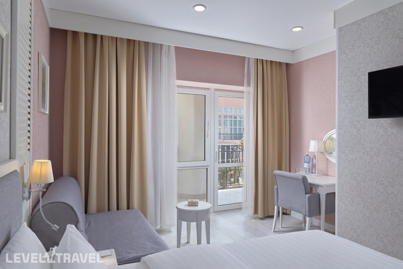 фотографии номера Улучшенный семейный отеля Alean Family Riviera (Алеан Фэмили Ривьера) в Россия(Анапа-центр) - фото №36