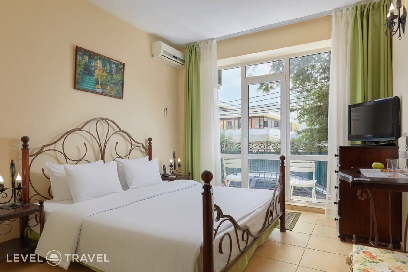 фотографии номера Семейный номер отеля Alean Family Riviera (Алеан Фэмили Ривьера) в Россия(Анапа-центр) - фото №15