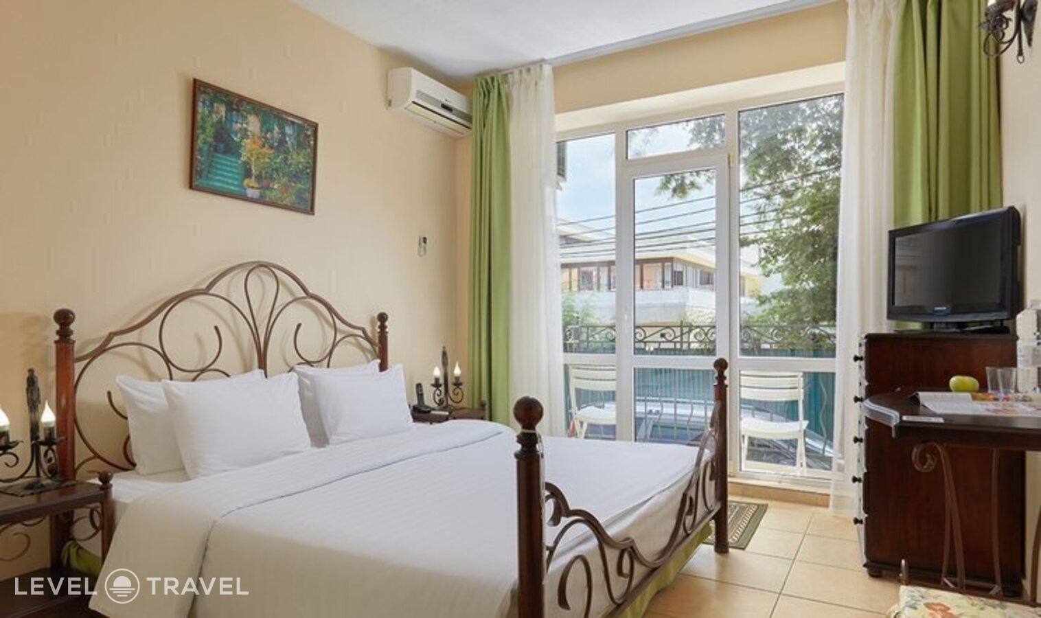 фотографии номера Семейный номер отеля Alean Family Riviera (Алеан Фэмили Ривьера) в Россия(Анапа-центр) - фото №1