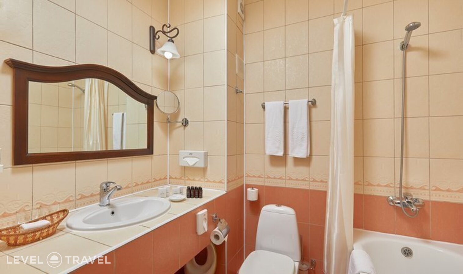 фотографии номера Семейный номер отеля Alean Family Riviera (Алеан Фэмили Ривьера) в Россия(Анапа-центр) - фото №5