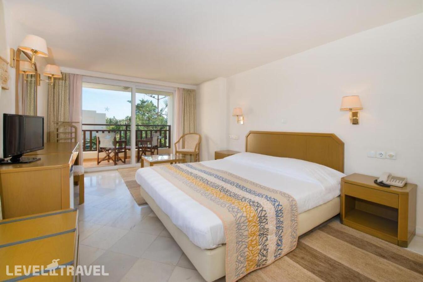фотографии номера Стандартный с лучшим расположением отеля Iberostar Creta Panorama & Mare Hotel в Греция(Панормо) - фото №2