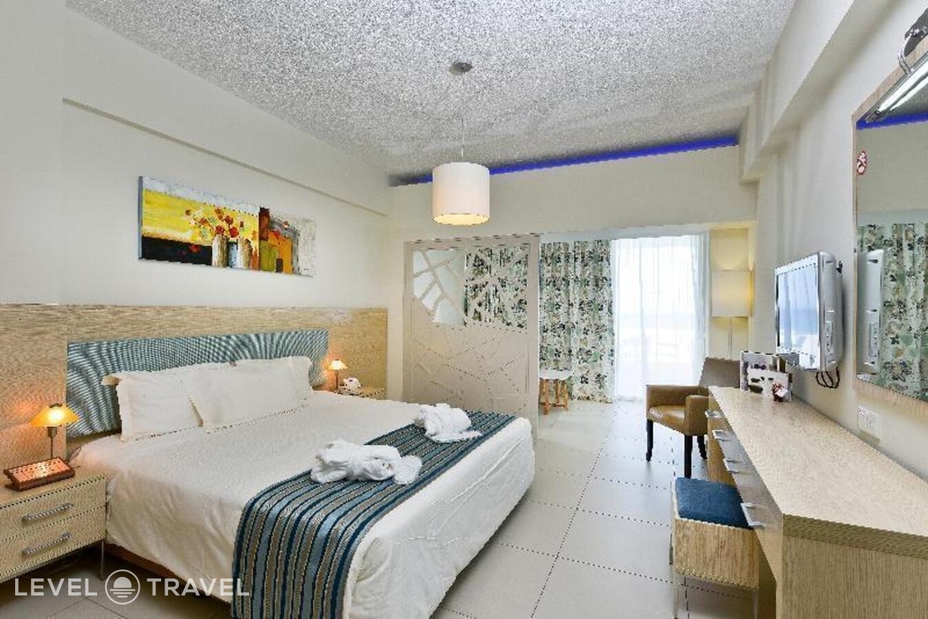 фотографии номера Стандартный с видом на внутреннюю территорию отеля Pernera Beach Hotel в Кипр(Пернера) - фото №8