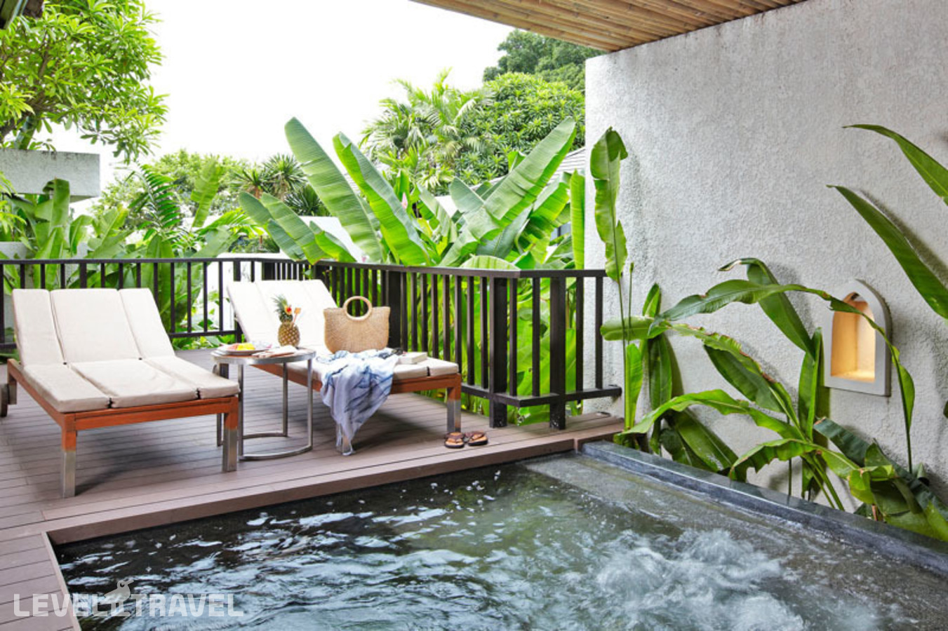 фотографии номера Вилла с частным бассейном отеля Sareeraya Villas & Suites в Таиланд(Чавенг Бич) - фото №5
