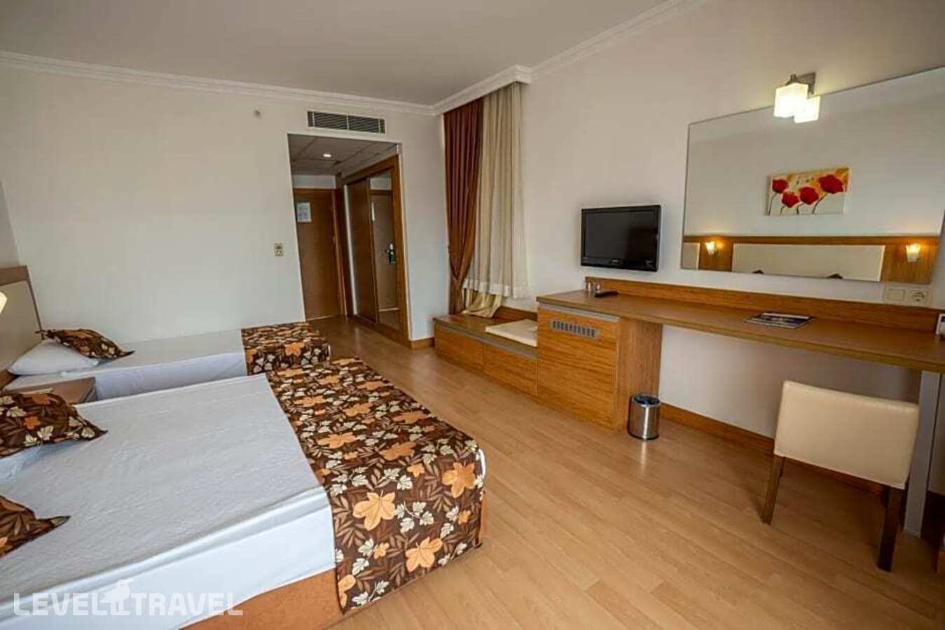 фотографии номера Экономичный (две односпальные кровати) отеля Cenger Beach Resort & Spa в Турция(Кызылот) - фото №2