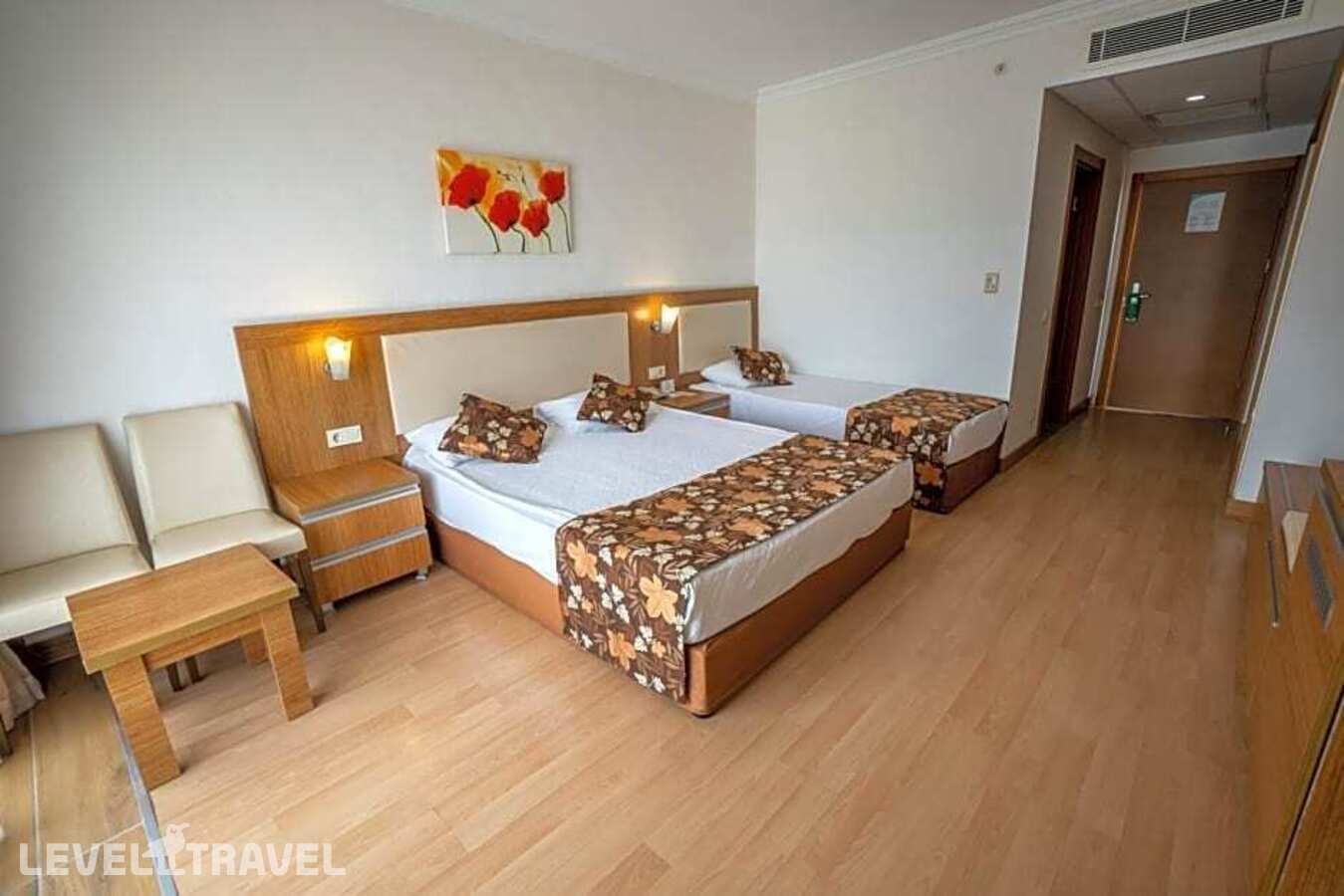 фотографии номера Экономичный (две односпальные кровати) отеля Cenger Beach Resort & Spa в Турция(Кызылот) - фото №1